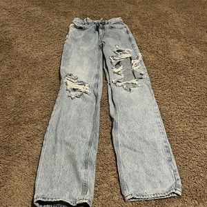 Ripped Pacsun 90’s Boyfriend Jeans